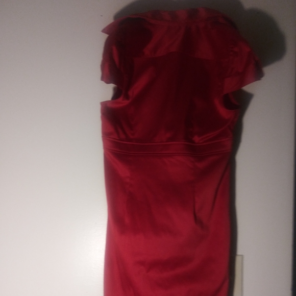 Dress - Picture 3 of 10